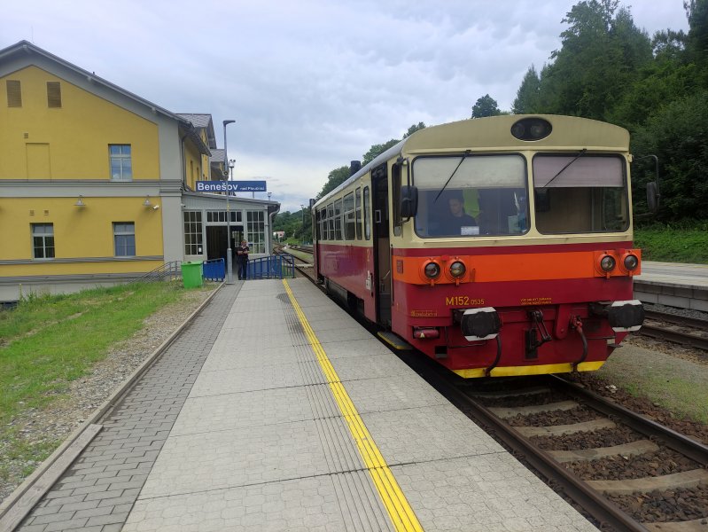 810 535-5