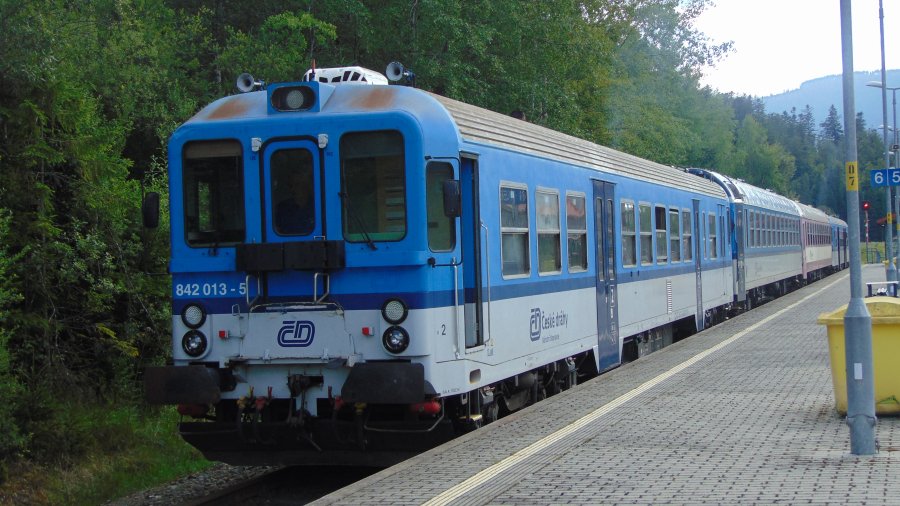 842 013-5