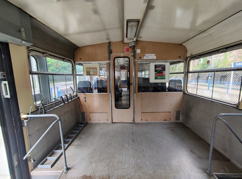 93-29 009-0