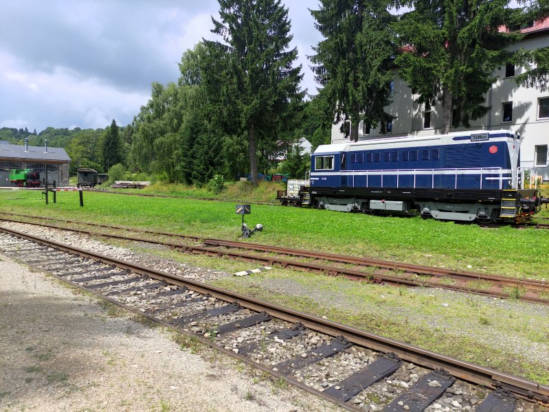 720 111-4