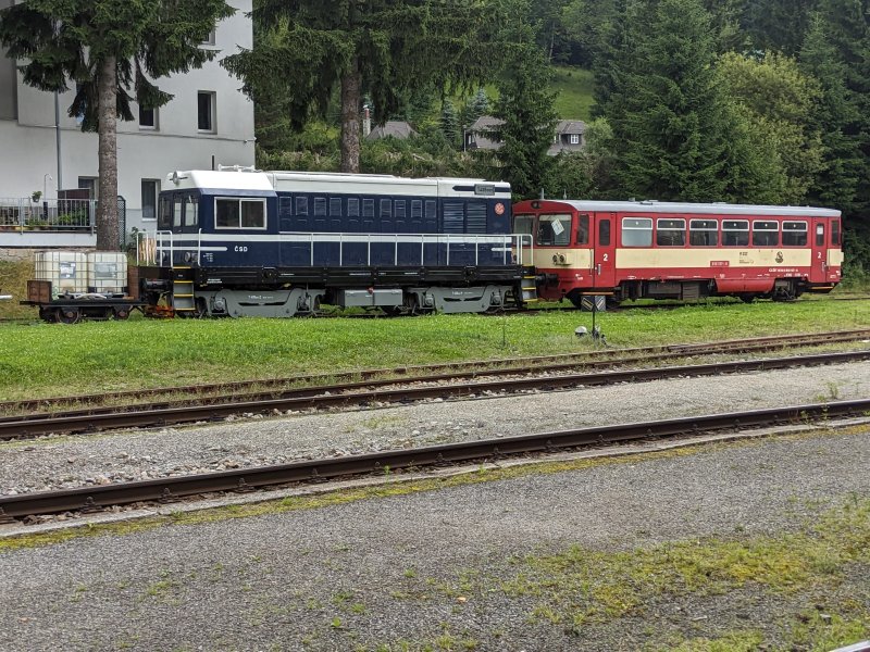 720 111-4