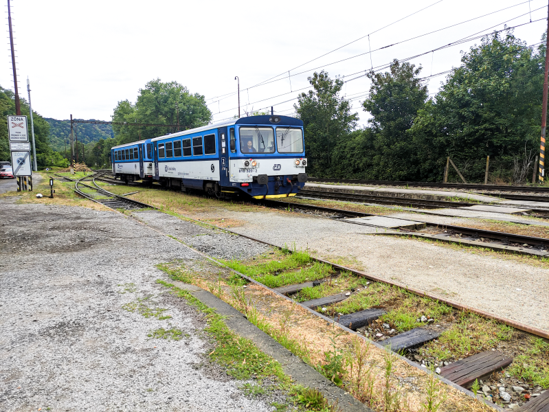 810 320-2
