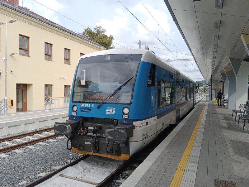 841 013-6