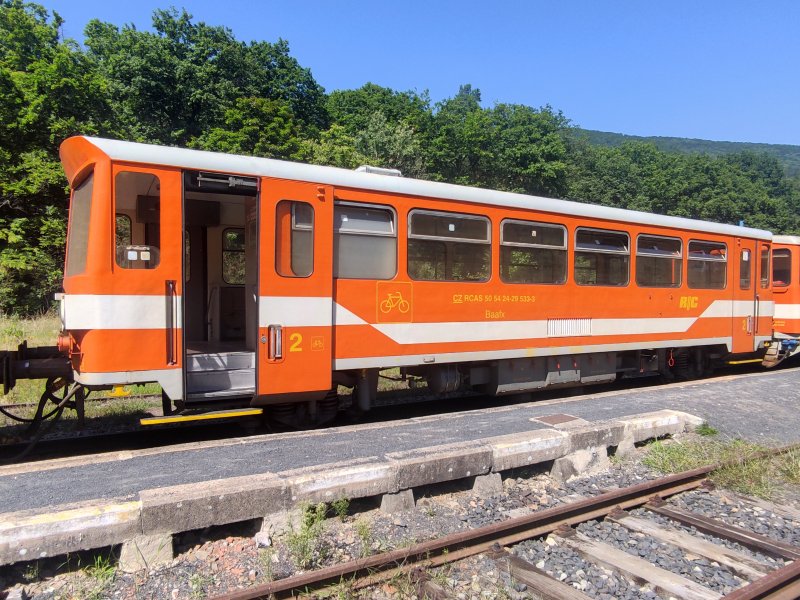 24-29 533-3