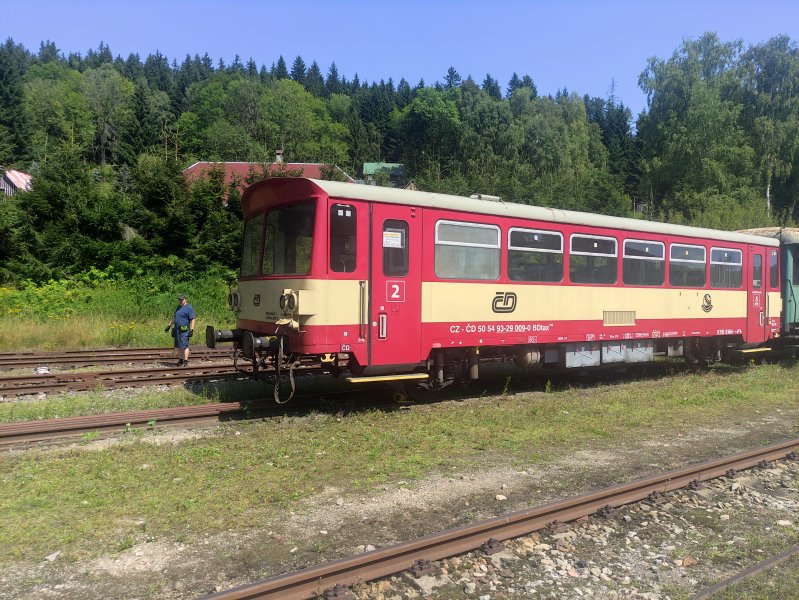 93-29 009-0