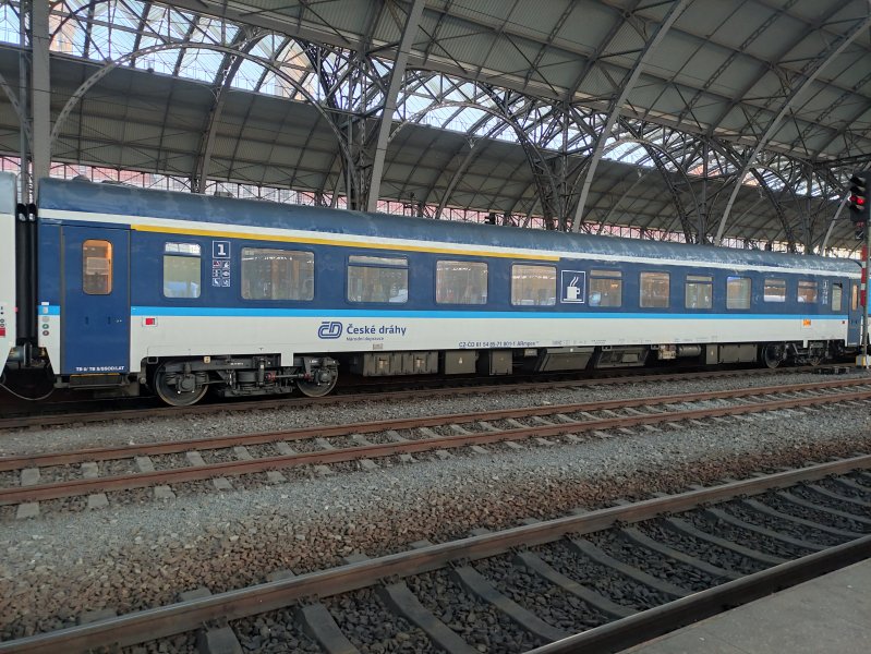 85-71 001-1