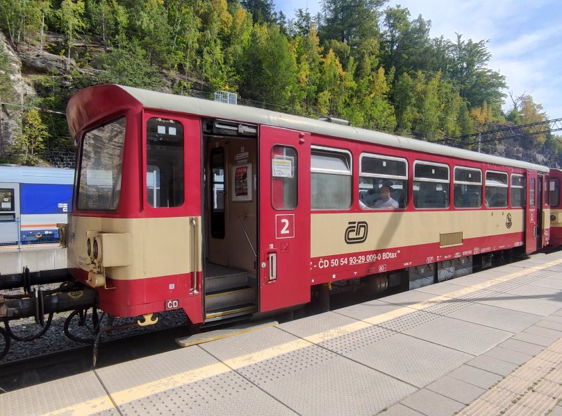 93-29 009-0