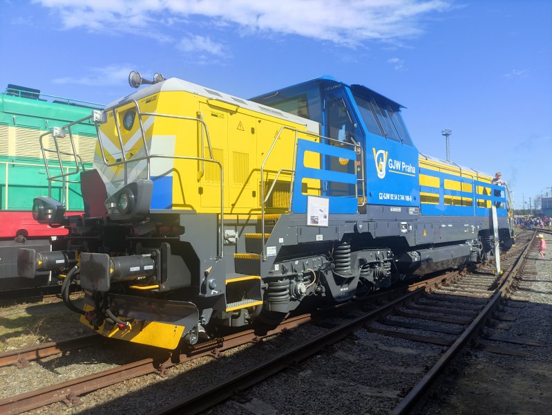 744 166-0
