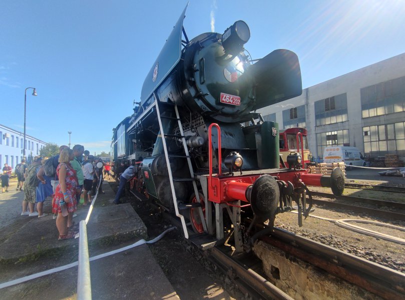464.202