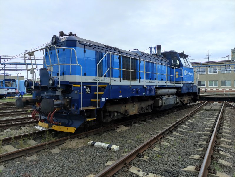 743 208-1