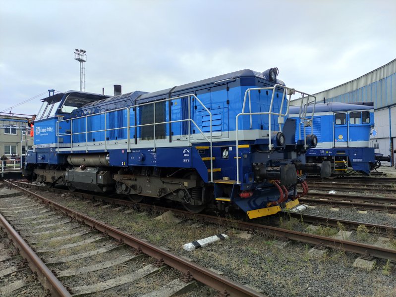 743 208-1