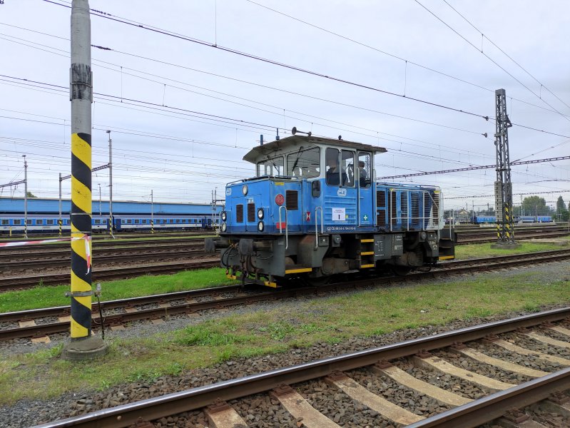 704 010-8
