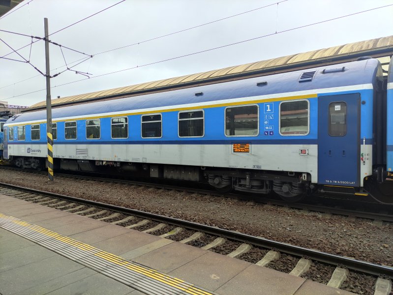 19-70 004-7