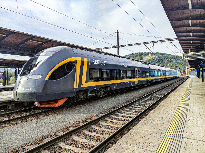 665 002-2
