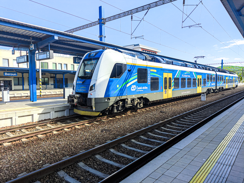 650 205-8