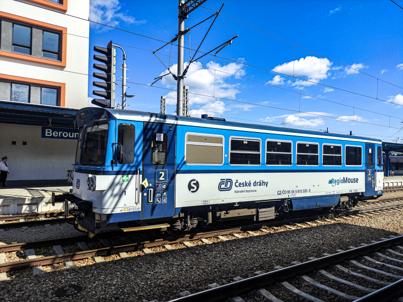 810 333-5