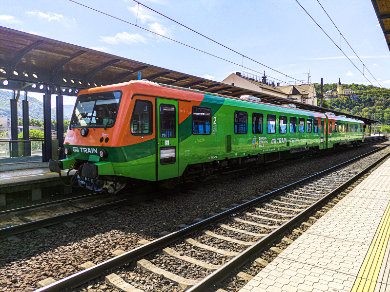 845 410-0