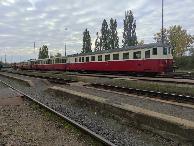 830 209-3
