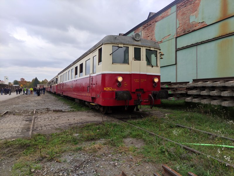 830 209-3