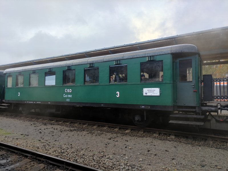 24-21 042-8