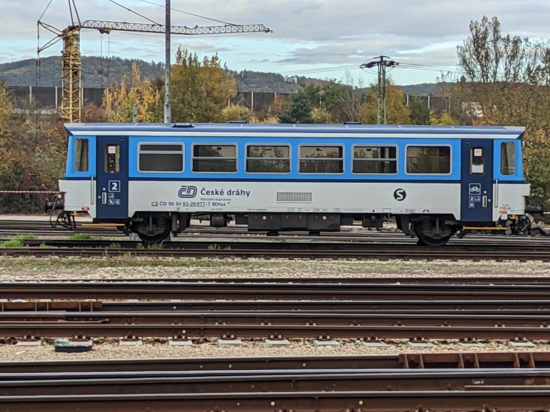 93-29 077-7