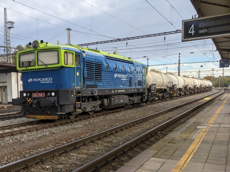 753 706-1