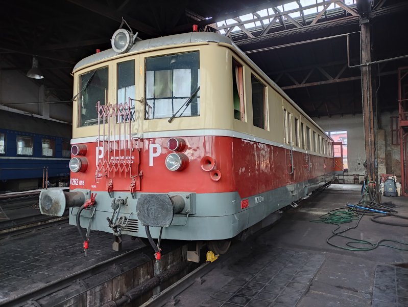 830 018-8