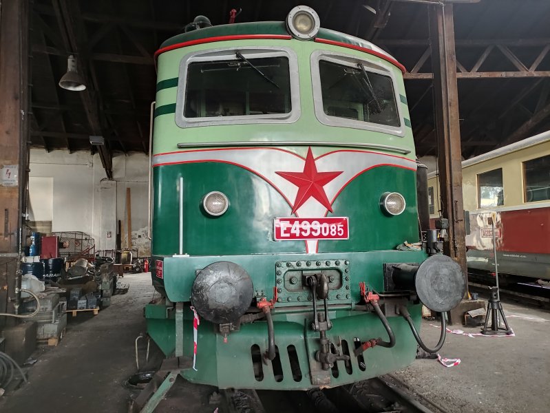 140 085-2