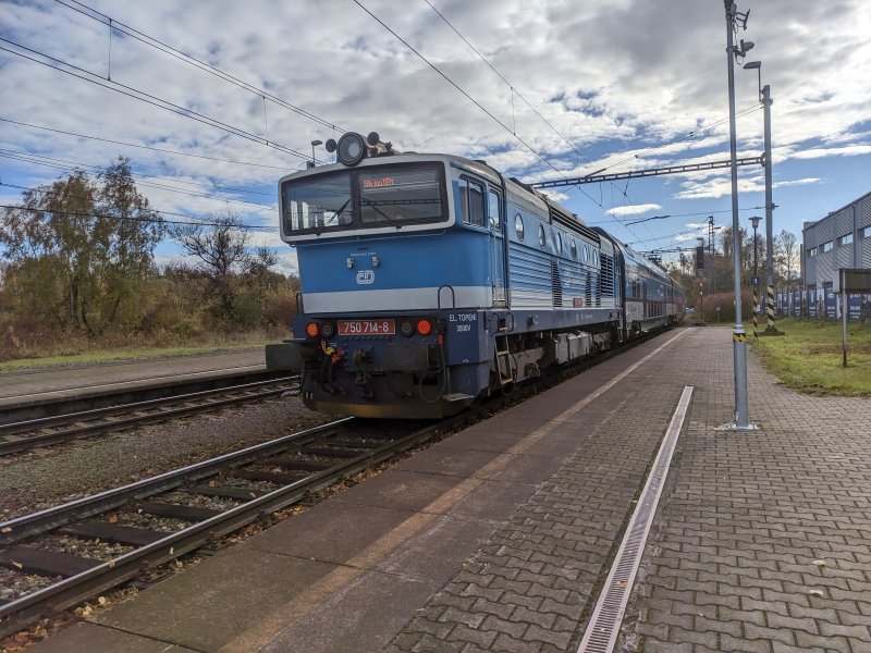 750 714-8