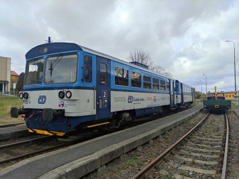 811 222-9