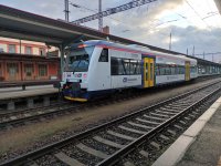841 218-1