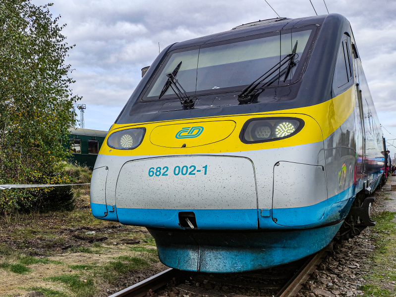 682 002-1