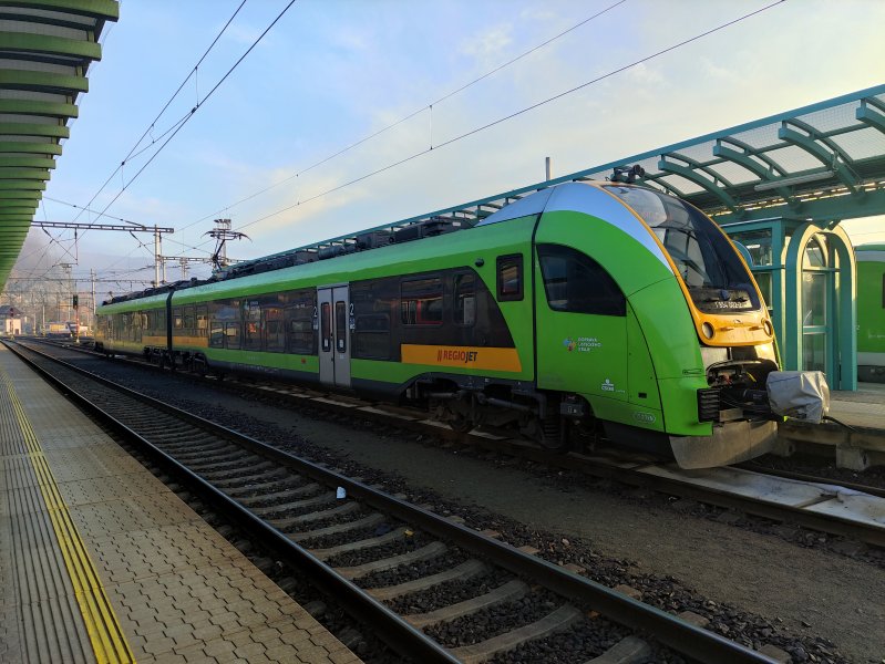954 002-2