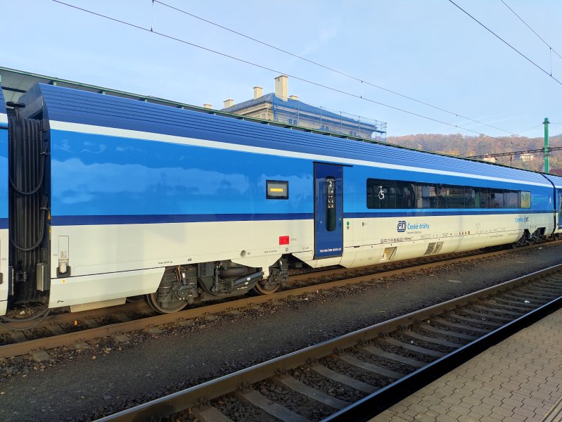 84-90 003-1