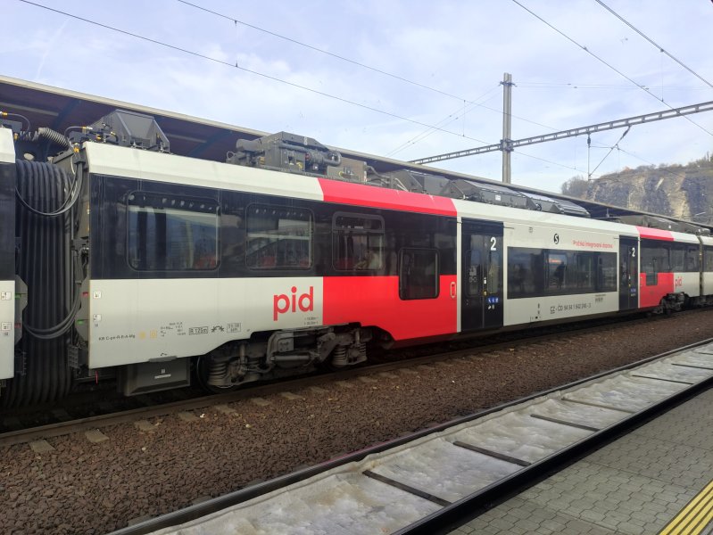 642 246-3
