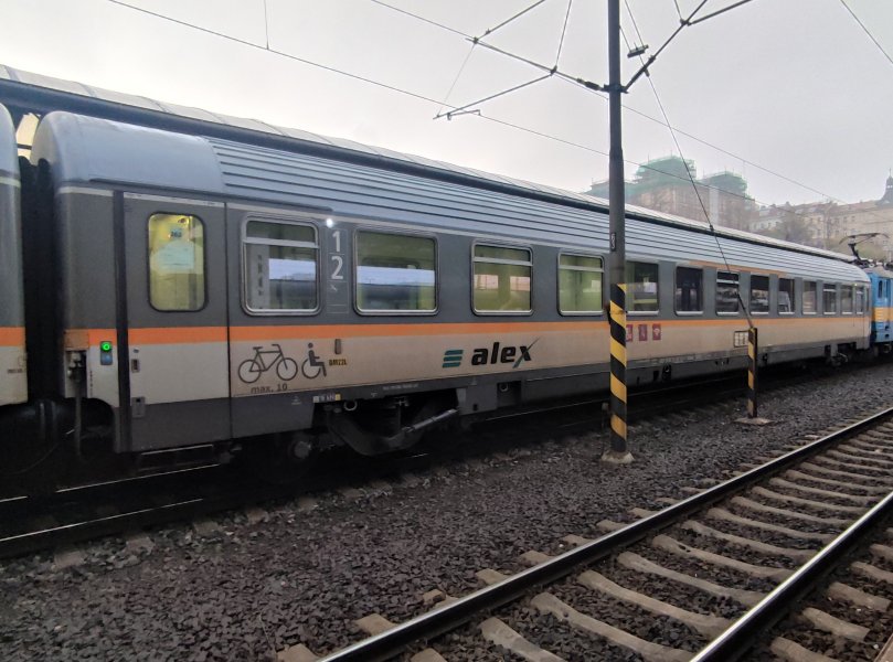 21-90 147-1