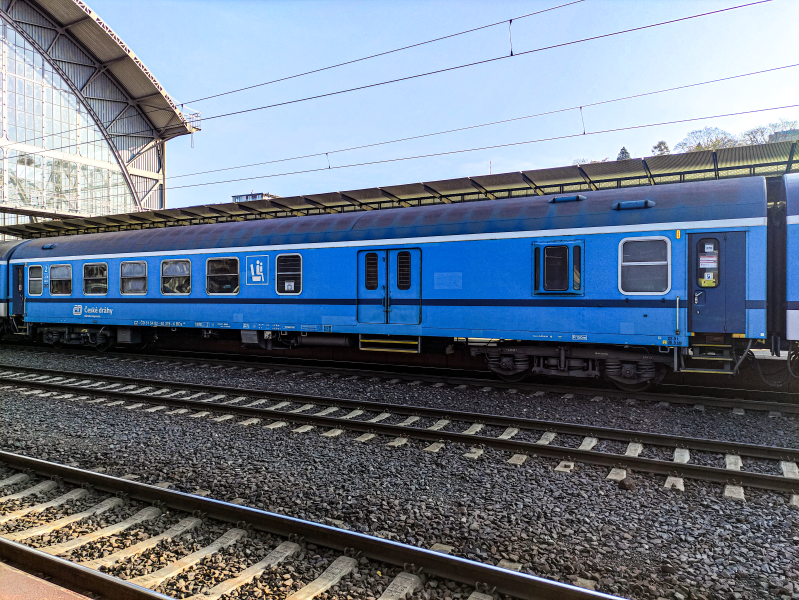82-40 378-6