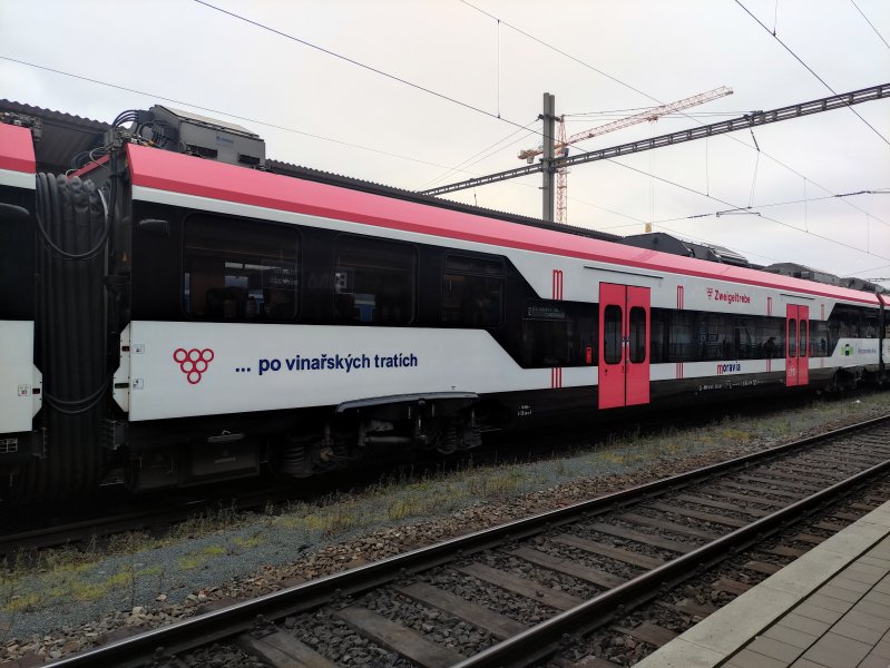 533 031-1