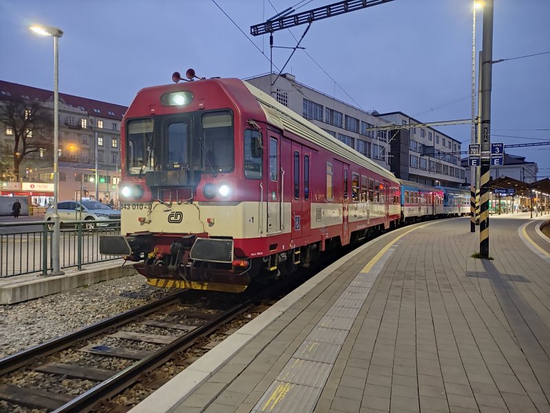 843 010-0
