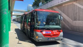 9033
