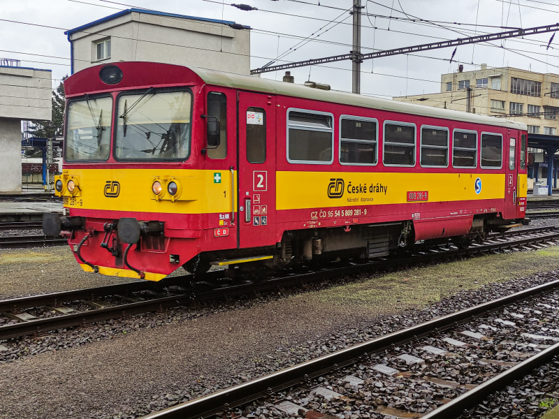 809 281-9