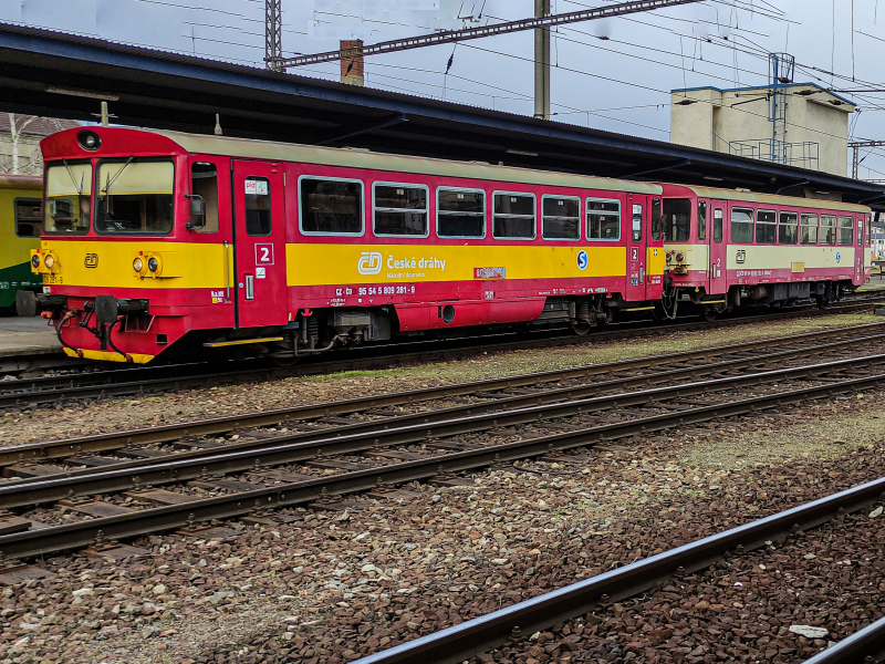 809 281-9