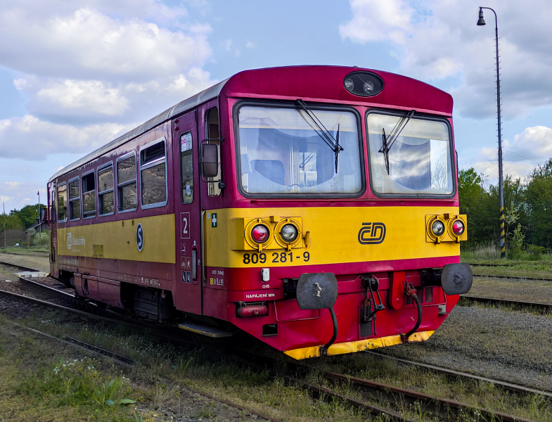 809 281-9