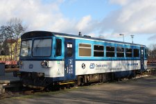 810 572-8