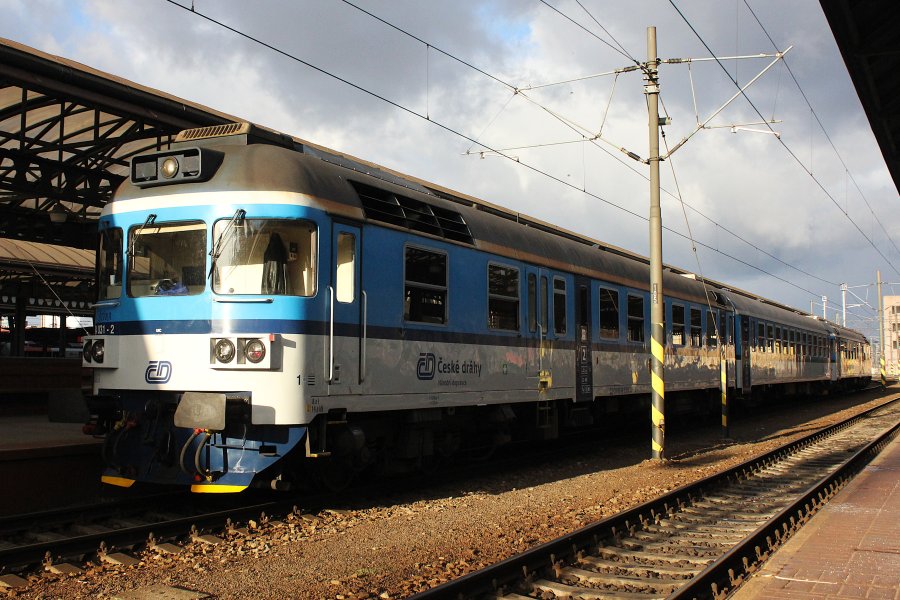 854 031-2