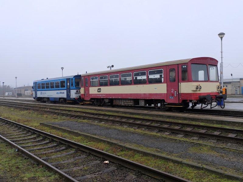93-29 002-5
