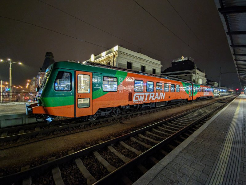 845 413-3