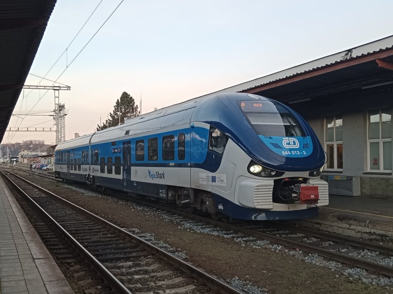 844 013-3