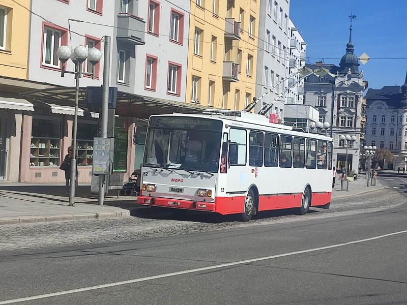 82