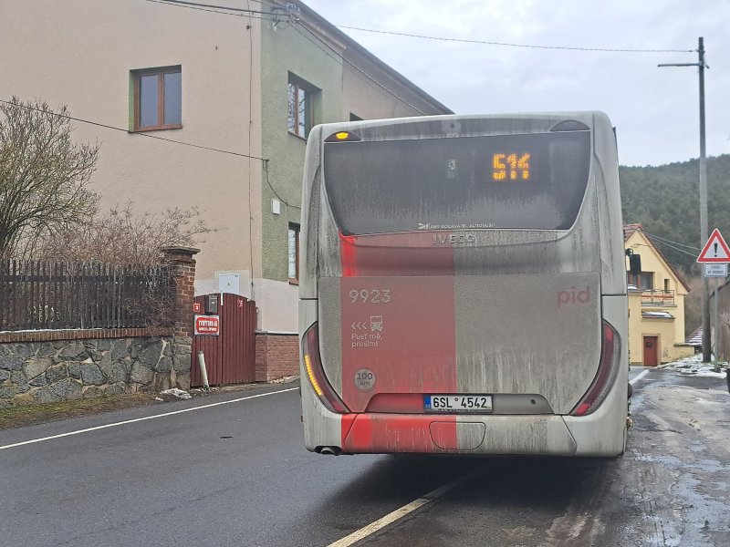 9923